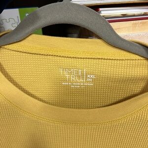 5 Time & Tru Waffle Weave Thermal Shirts